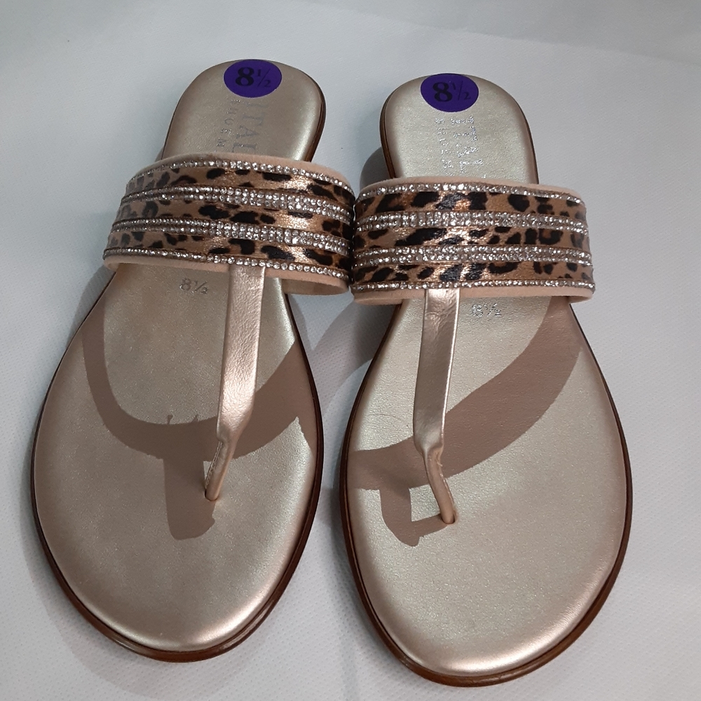 Italian sandal markers